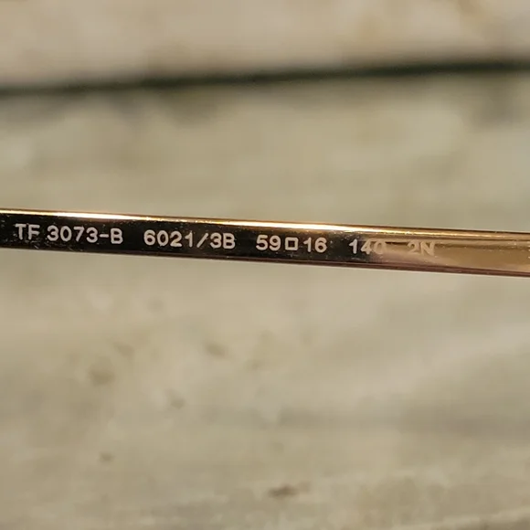 Tiffany & Company Pillow Crystal Sunglasses TF3073 NWOT. NAM#482 - Picture 14 of 17